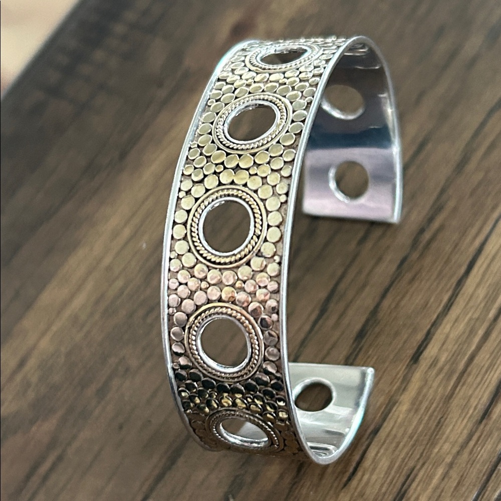 Anna Beck Cuff - Picture 5 of 5